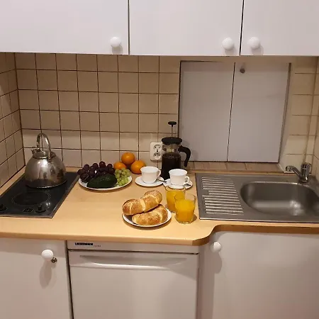 Apartment Rentonline Koscielna Old Town Warsaw